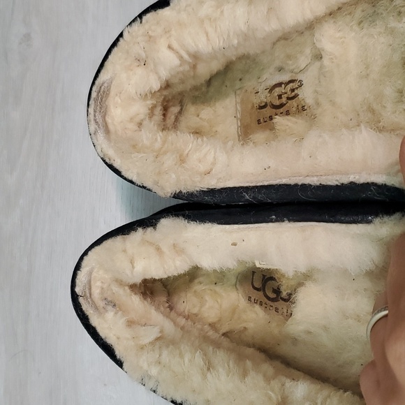 Ugg Australia Women 5732  Leather Insulated lined Loafer Slip on shoes sz 8 - Picture 5 of 13